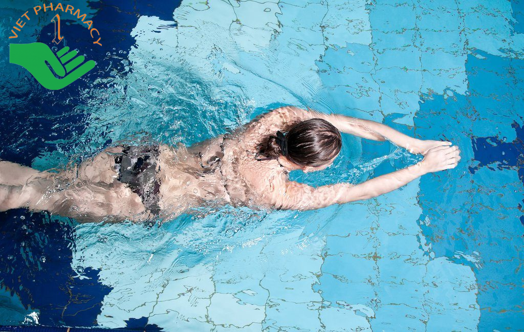 Thay đổi thói quen bơi thường xuyên giúp giảm cân hiệu quả