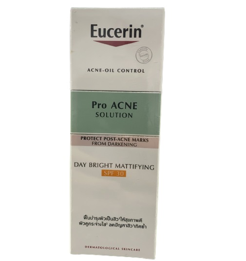Kem trị mụn, làm sáng da Eucerin Pro ACNE Solution Day Mat Whitening SPF30