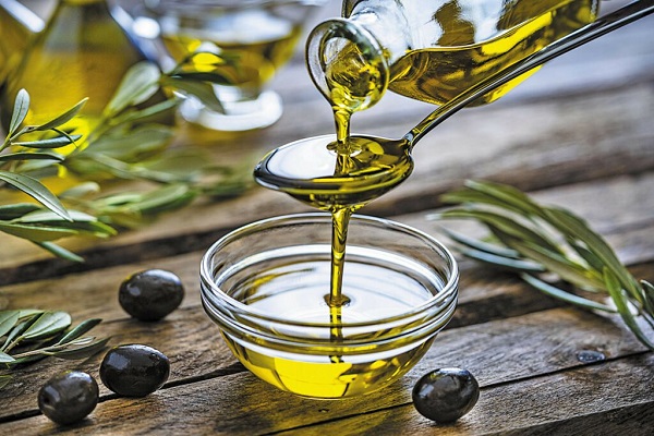 Dầu olive - Thực phẩm giàu vitamin E