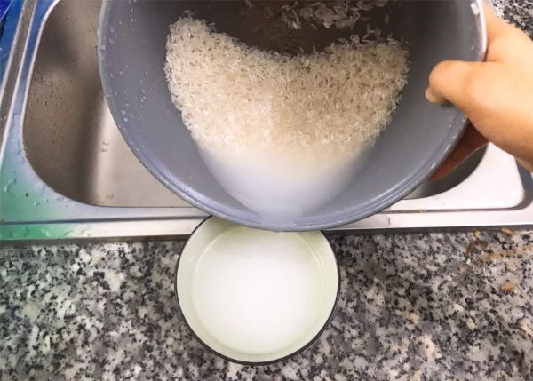 Hướng dẫn cách lấy nước vo gạo