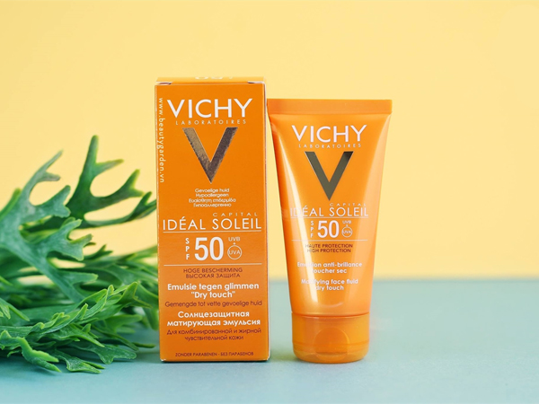Kem chống nắng Vichy Ideal Soleil Anti-Aging SPF 50 