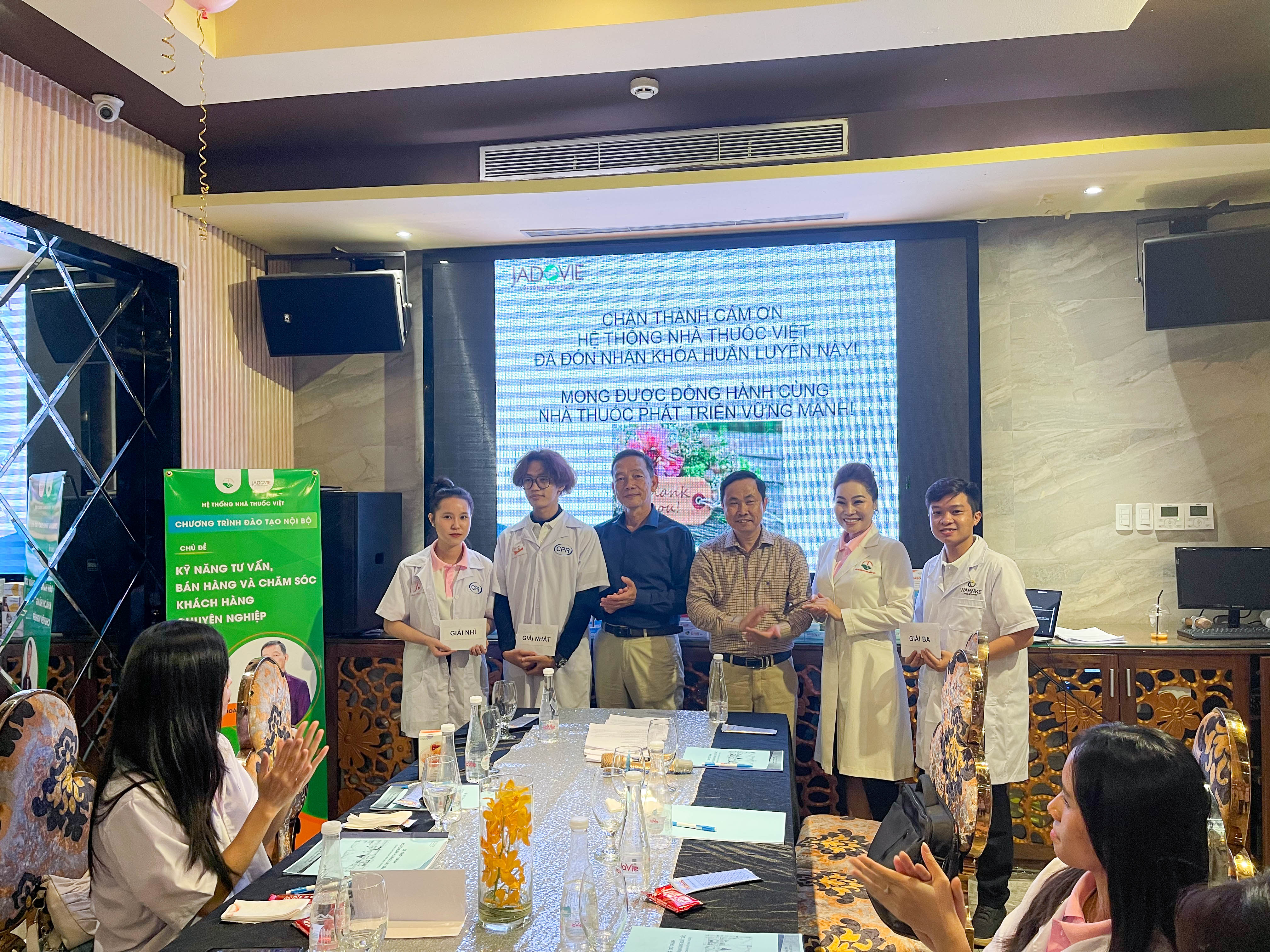 Sự kiện đào tạo nội bộ Nhà thuốc Việt