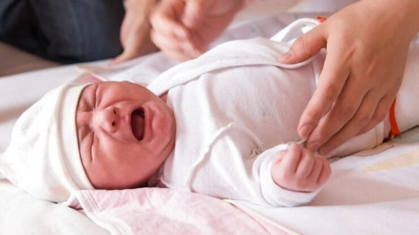 Điểm danh 5 mẹo dân gian chữa sôi bụng ở trẻ sơ sinh hiệu quả và an toàn nhất