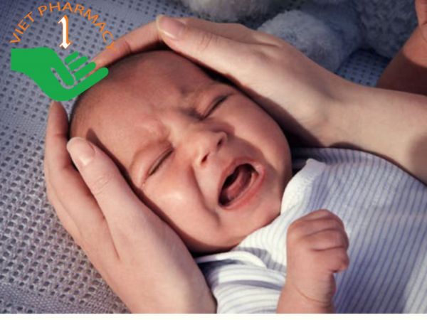 Lý giải được nguyên nhân tại sao trẻ sơ sinh ngủ hay rặn è è sẽ giúp mẹ thấy yên tâm 
