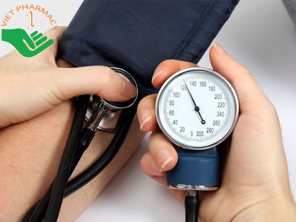 Máy đo huyết áp giúp bạn tự theo dõi được tình trạng bệnh lý của mình tại nhà