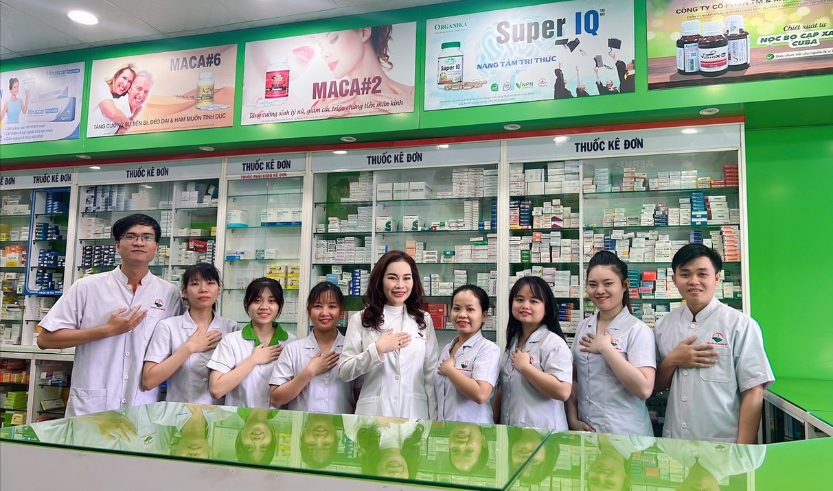 Đội ngũ dược sĩ Hệ thống Nhà thuốc Việt